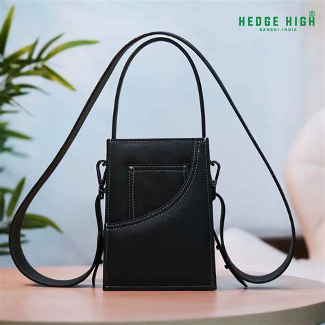 Preen'Snaffle (Black) - Mini Cross Body bag – Claymango.com