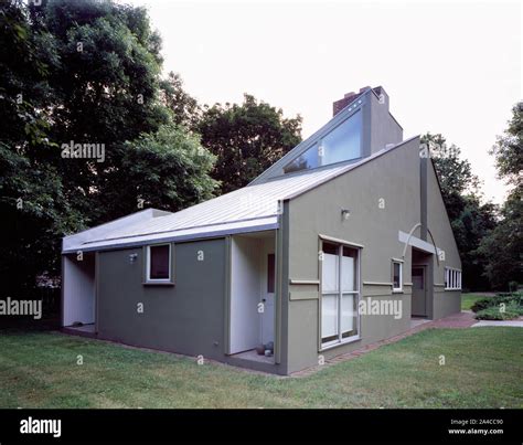The Vanna Venturi House, one of the first prominent works of the ...