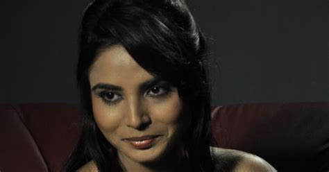 Shilpi Shukla New Hot Stills in Andaru Andarena