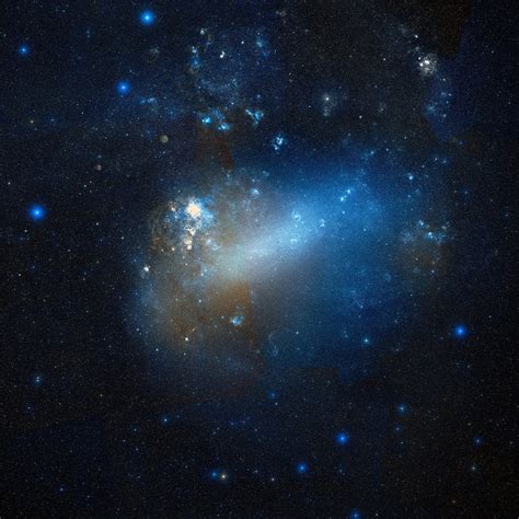 alam@afiq: Irregular galaxy..