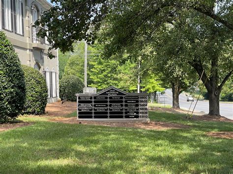 5808 Monroe Rd, Charlotte, NC 28212 - Old Monroe Plaza | LoopNet