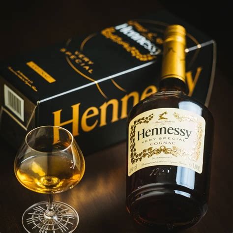 COGNAC HENNESSY VERY SPECIAL 700 ML - Cia do Whisky | A sua fonte ...