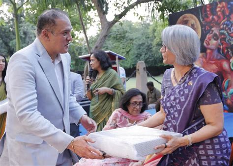 Memory, culture, and contemporary narratives at Sri Lankan artist ...