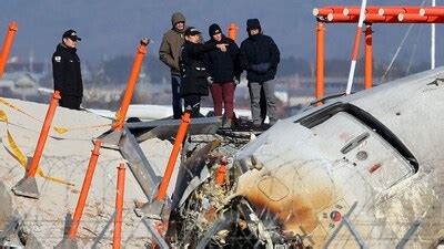 Jeju Air plane crash: How 2 South Korean crew members miraculously ...