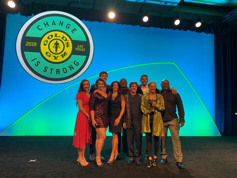 Gold’s Gym Honors Local Franchise Owners with Award | Prince William Living