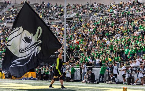 Ten Questions: Is this a Natty Season for Oregon? - On3