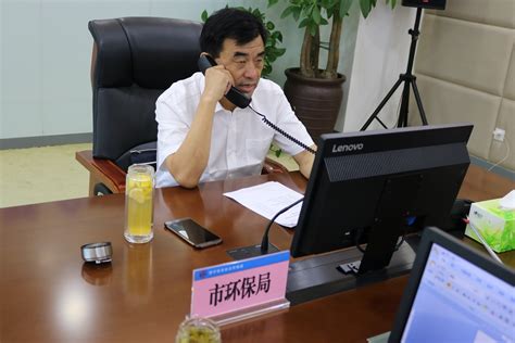 济宁市人民政府 热线工作 7月24日市环保局局长许伟接听市长公开电话