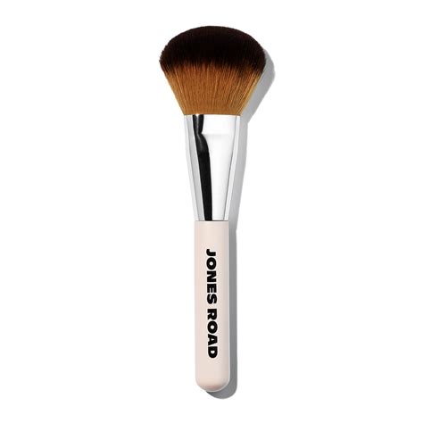 The Bronzer Brush – Jones Road