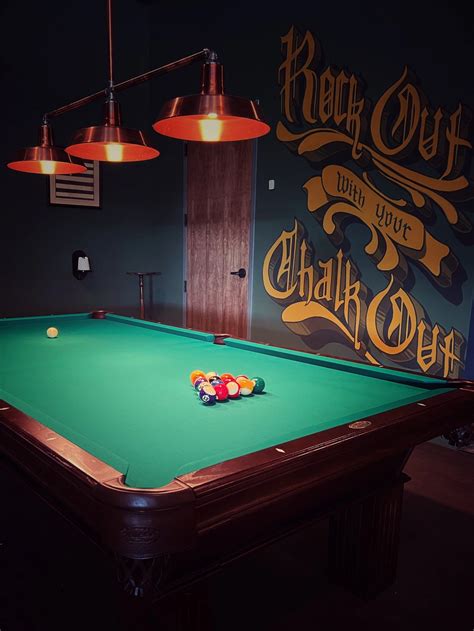 Borderline Bar & Billiards