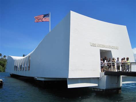 The USS Arizona - 5 Facts You May Not Know and 30 Photos | War History ...