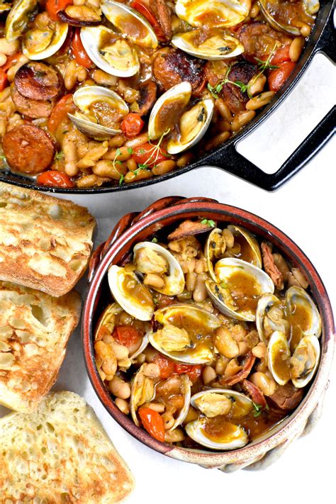 Spanish Clams with Chorizo - GypsyPlate