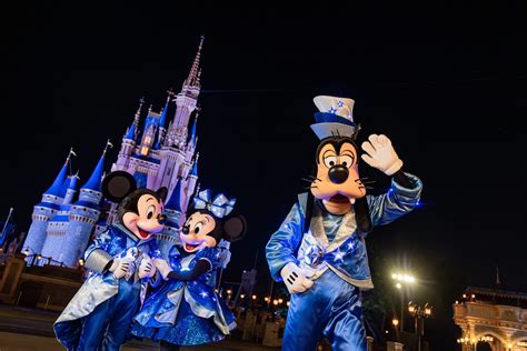 BREAKING: Date Announced for Debut of NEW Disney World Nighttime Parade ...