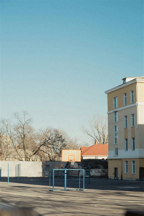 Sports School 的图像结果