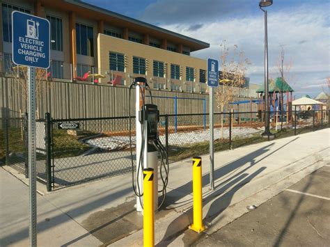 Louisville Recreation Center | Louisville, CO | EV Station