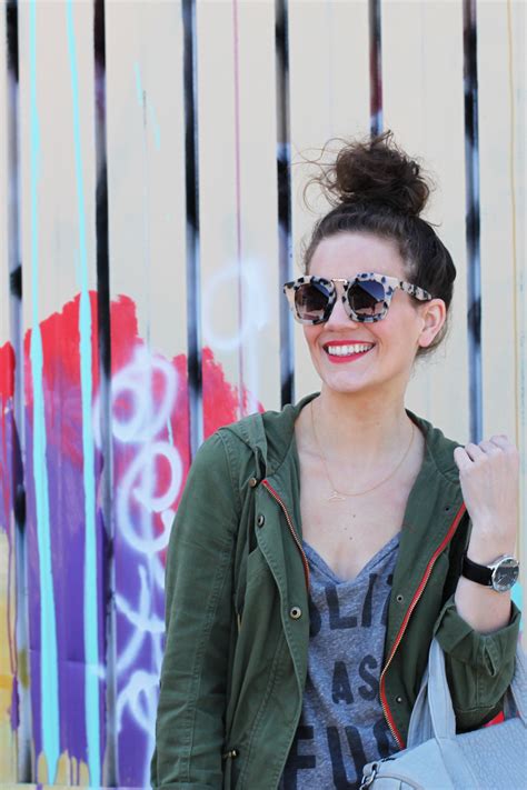 Wear Shoes 的图像结果