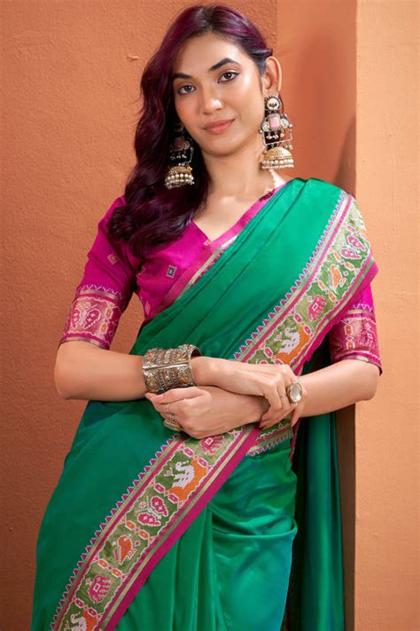 Flamboyant Green Patola Silk Saree with Resplendent Blouse Piece ...