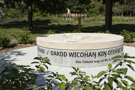 Big Rivers Regional Trail Mendota Heights Trailhead - 106 Group
