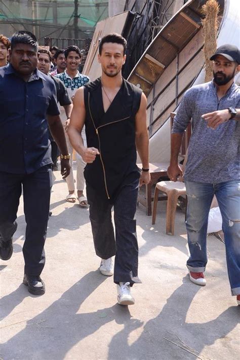 Stylish Bollywood Celebrities: Tiger Shroff Just Wore The Weirdest ...