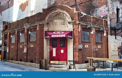 Ringside Cafe an Alley Restaurant in Downtown Columbus Ohio Editorial ...