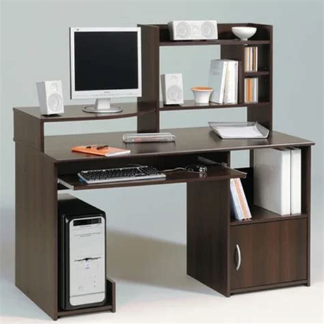 Wooden Computer Table 的图像结果