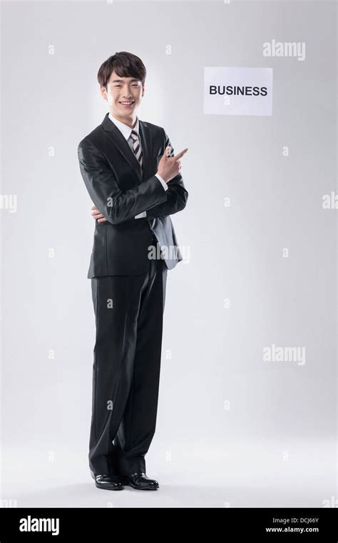 Cut Out People Walking Business 的图像结果