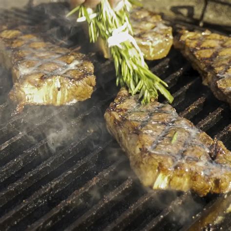 Allegro Original Marinade New York Strip - Grate Recipe | GrillGrate