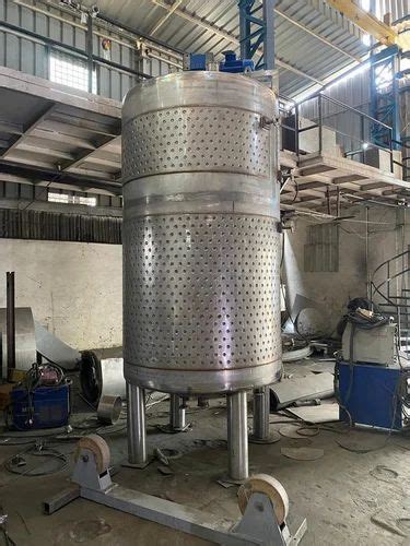 Reaction Vessels - Chemical Limpeted Reactor Manufacturer from Pune