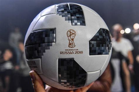 Conheça Telstar, a bola da Copa do Mundo de 2018