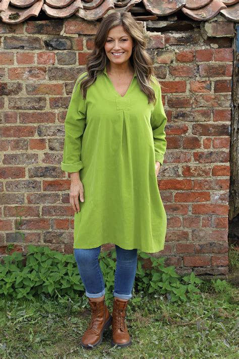 Ladies Plus Size Tunics UK – Kit and Kaboodal