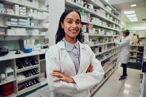 Pharmacy School Rankings: Best Pharmacy Schools