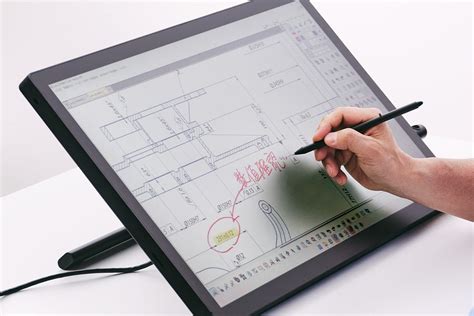 Cintiq 24 Touch (DTH246) Creative Graphic Display Tablet