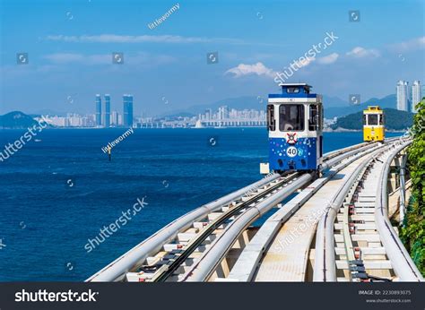 Sky capsule haeundae blue line park: ภาพสต็อกปลอดค่าลิขสิทธิ์และรับ ...