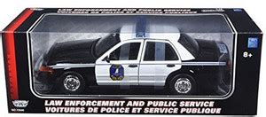 Motormax 73528charl Ford Crown Victoria Charleston SC Police Car 1-18 ...