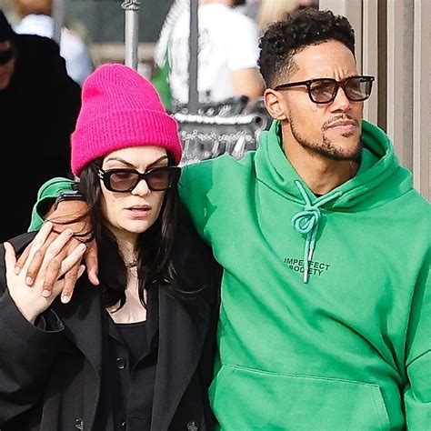 Jessie J Pays Tribute to Her Boyfriend After Welcoming Baby Boy