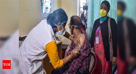 Coronavirus vaccine: Under-50 with co-morbidities? Get doctor's ...