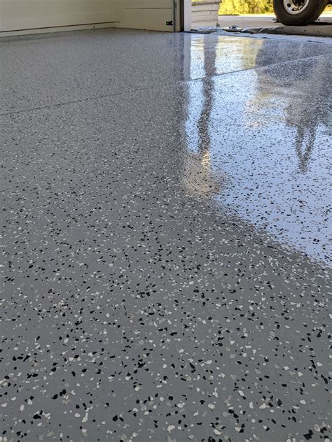 How Thick Is Epoxy Floor Coating at Leslie Hackett blog