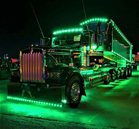 Pin by Pierre Boucher on Camions | Big trucks, Kenworth trucks, Custom trucks