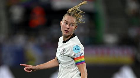 Wie ersetzt man die unangefochtene Anführerin? Die erschwerte Titeljagd ...