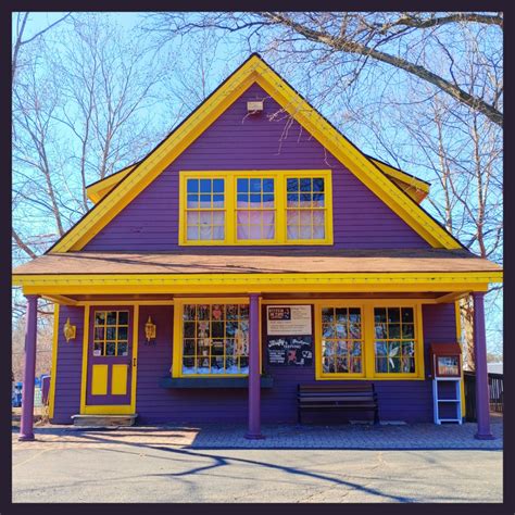 Village Shops – Canterbury Village – Lake Orion