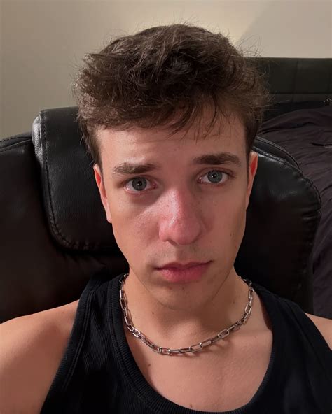 Connor Peters | I feel very exposed… I like it 😏 | Instagram