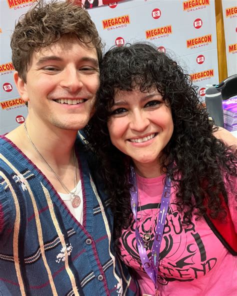 Not-So-Average-Fangirl (@notsoaveragefangirl) • Instagram photos and videos