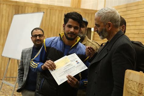 Certificate Distribution-[Photo Gallery] | GDC Anantnag