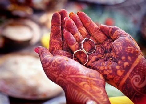 Celebrating the Beginning of a New Relationship: 11 Gift Ideas for Ring ...