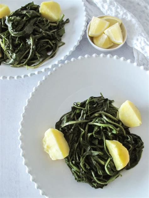 Simple Greek Dandelion Greens Recipe - ririsgreekeats.com