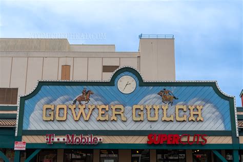 The Forgotten History of Gower Gulch, Hollywood’s Western Strip Mall | Atomic Redhead