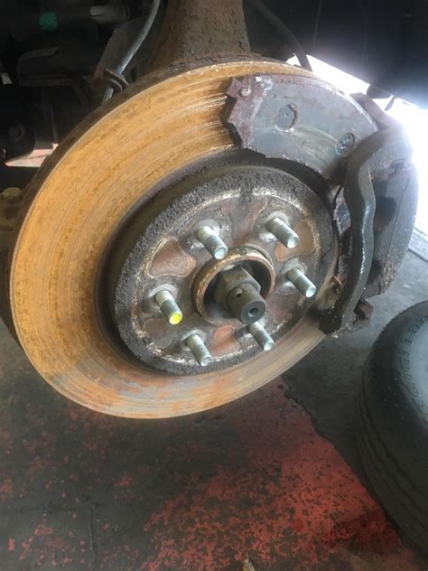 C/S "Brake pedal goes to the floor" : r/Justrolledintotheshop