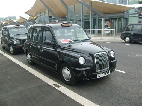 在英国，想开上出租车很难 - 知乎