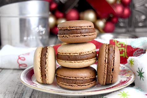 Reese's Macaron – Bring Gourmet to your Every Day - A Kitchen Hoor's ...