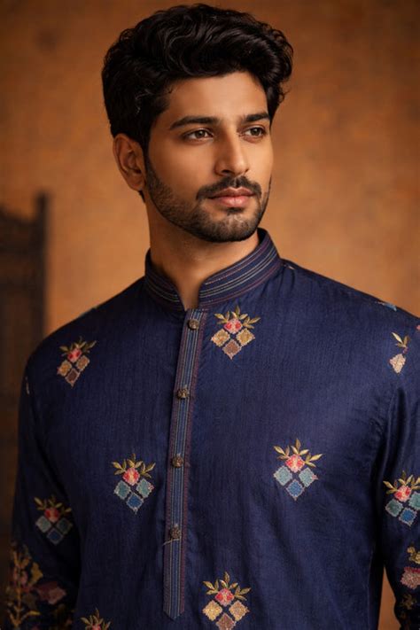 Buy Men’s Kurta Sets & Kurta Pajama Sets Online – Riyaasat
