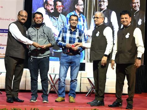 25 years of establishment of Shri Memnagar Sthanakvasi Jain Upashraya ...